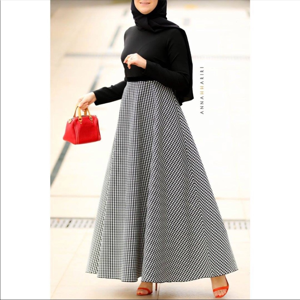 Modest dress
